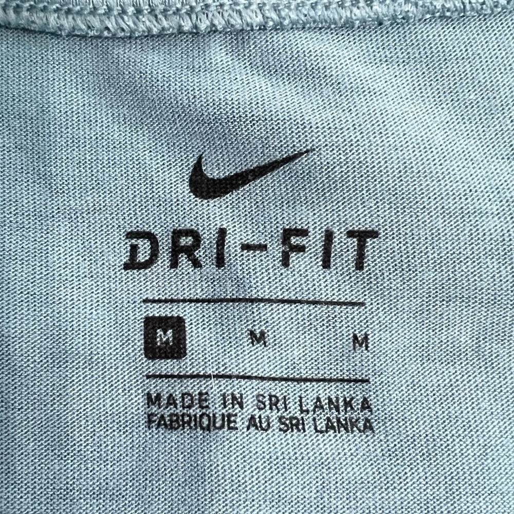 Nike Dri-FIT blue teal top crew neck with white crochet trim along armholes Sz M - Picture 6 of 7